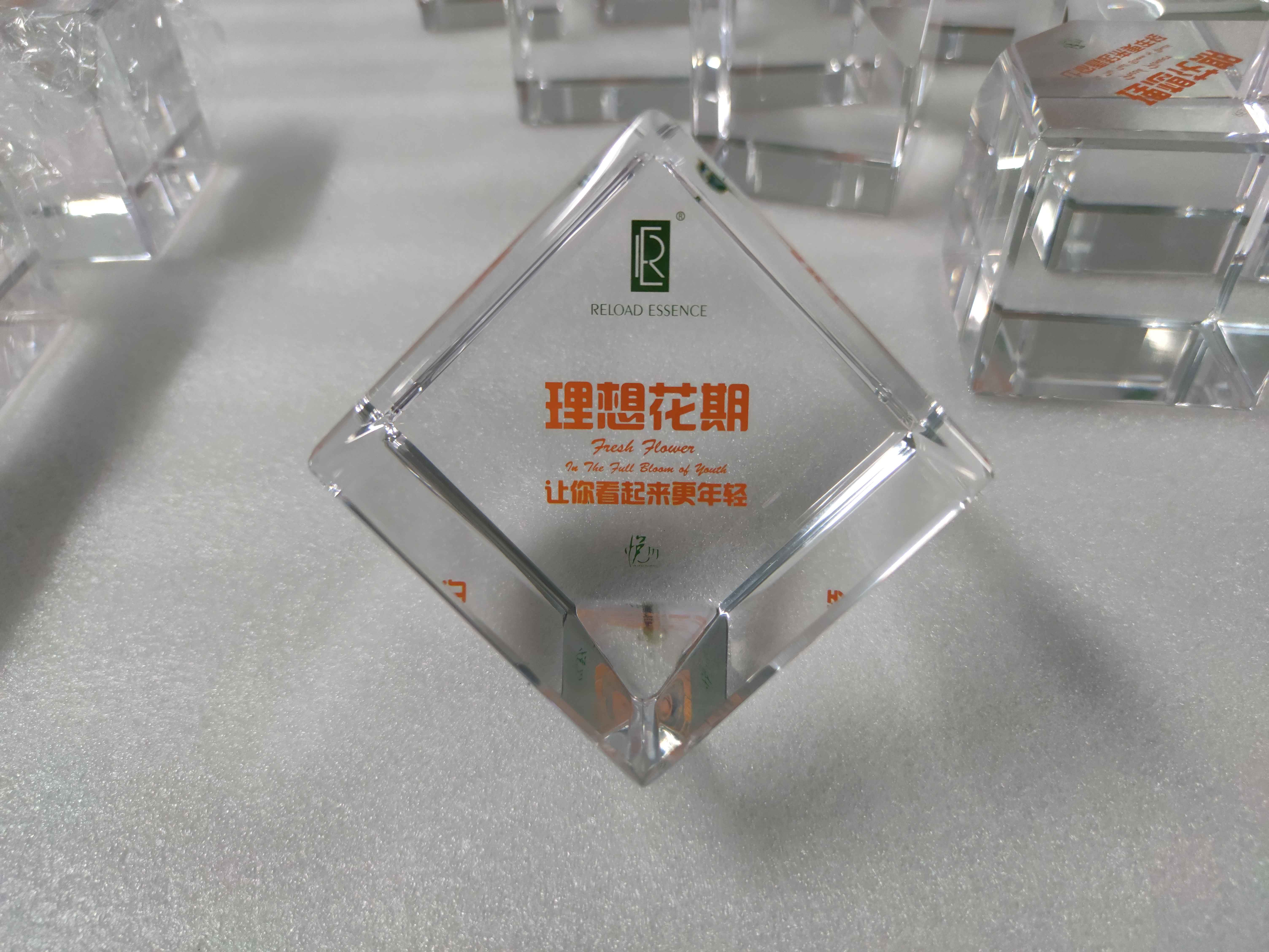 亚克力喷绘水晶块